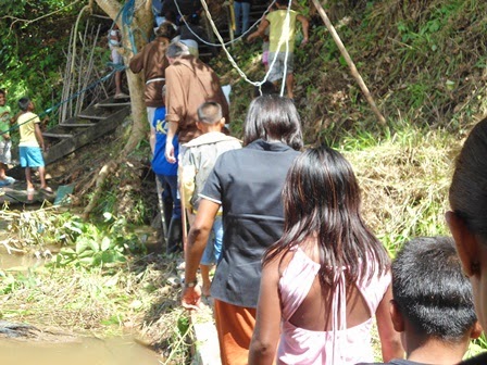 Novos capuchinhos junto aos indígenas em Belém do Solimões…